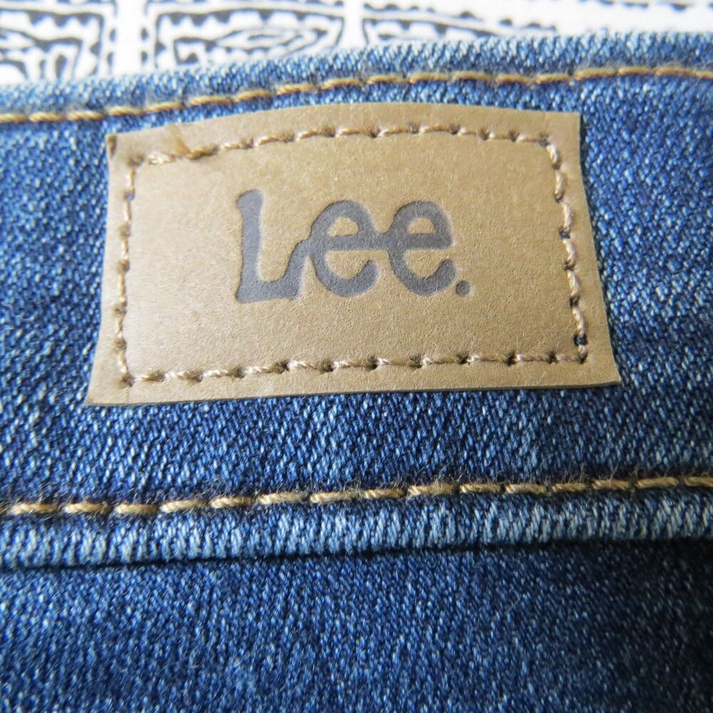 Lee Petites Relaxed Straight Leg Mid Rise Jeans 14P EUC - Picture 5 of 12